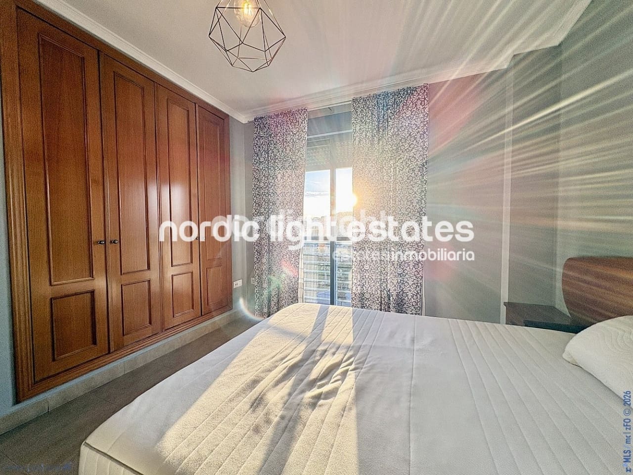 2 soveværelse Lejlighed til salg i Torre del Mar med garage - € 265.000 (Ref: 9516380)