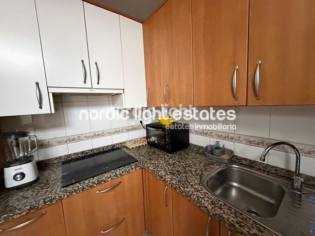 Apartamento de 2 habitaciones en Centro, Nerja en venta - 274.000 € (Ref: 9516605)