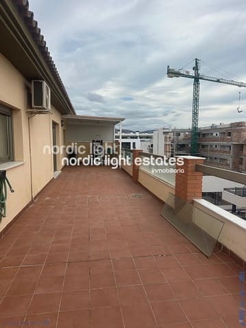 2 soveværelse Penthouse til salg i Torre del Mar, Vélez-Málaga - € 329.000 (Ref: 9523077)