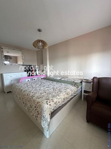 2 soveværelse Penthouse til salg i Torre del Mar, Vélez-Málaga - € 329.000 (Ref: 9523077)