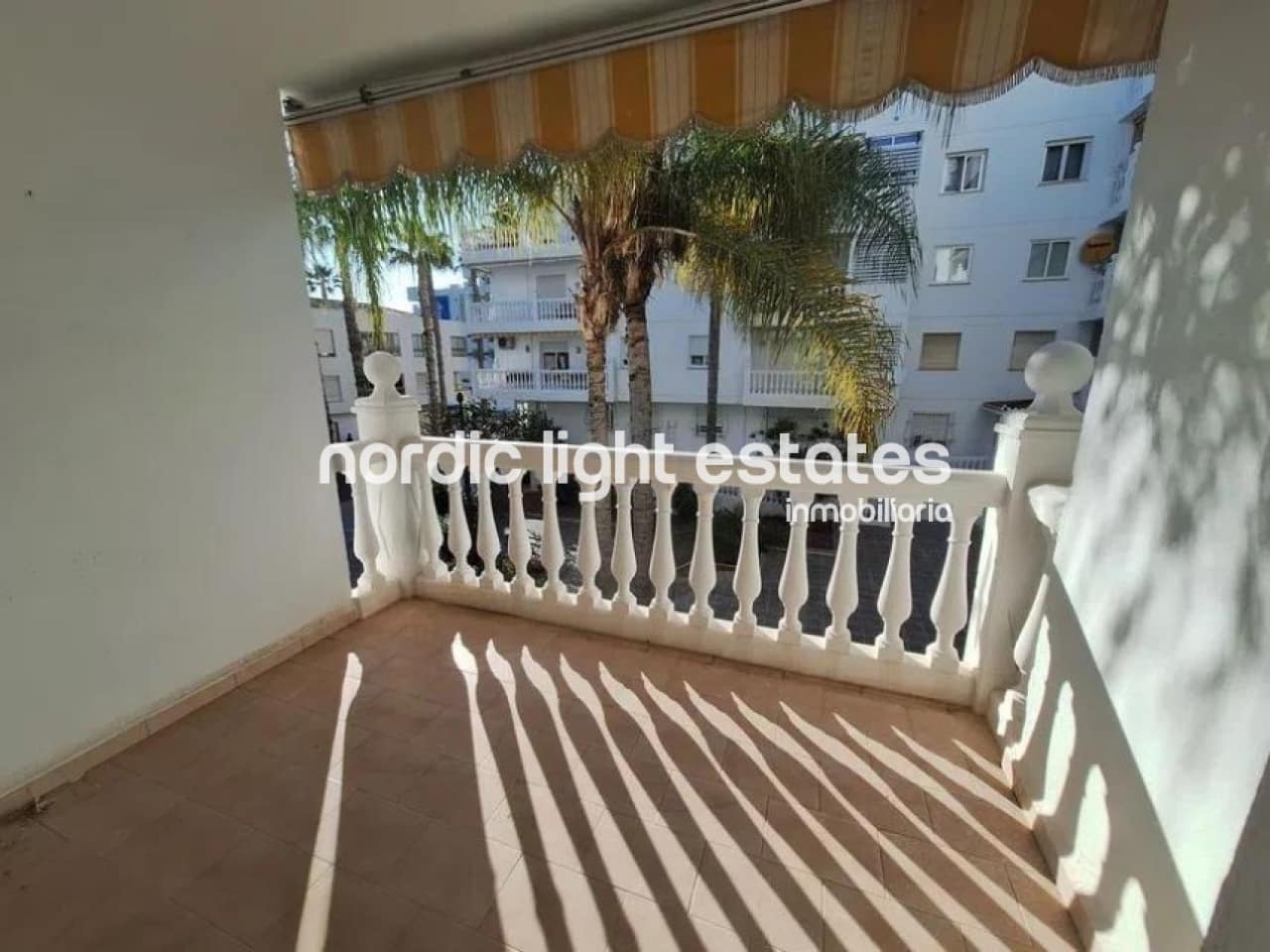 2 bedroom Apartment for sale in Almunecar with garage - € 340,000 (Ref: 9532563)