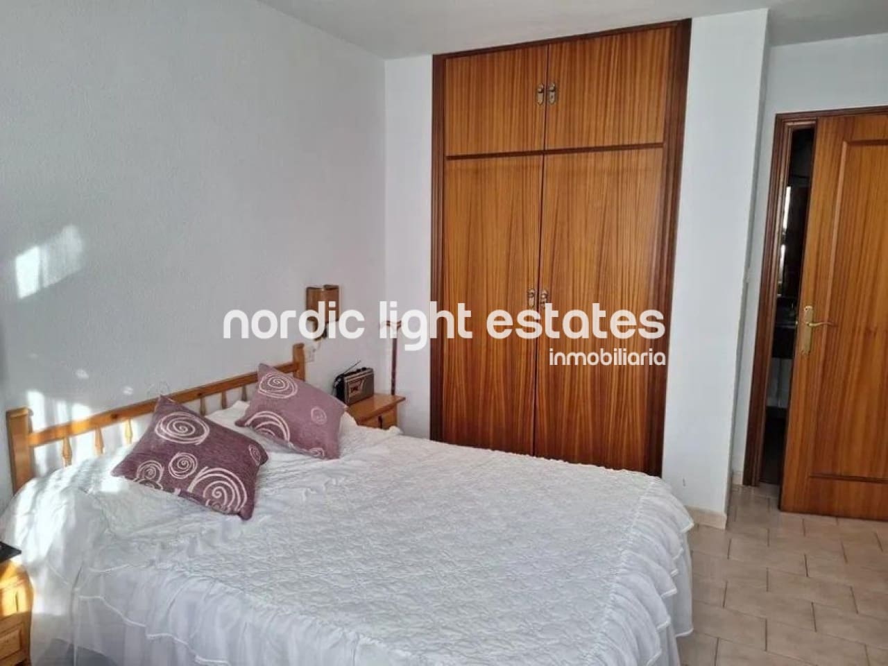 2 bedroom Apartment for sale in Almunecar with garage - € 340,000 (Ref: 9532563)