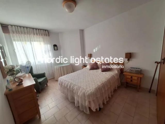 2 quarto Apartamento para venda em Almuñécar com garagem - 340 000 € (Ref: 9532563)