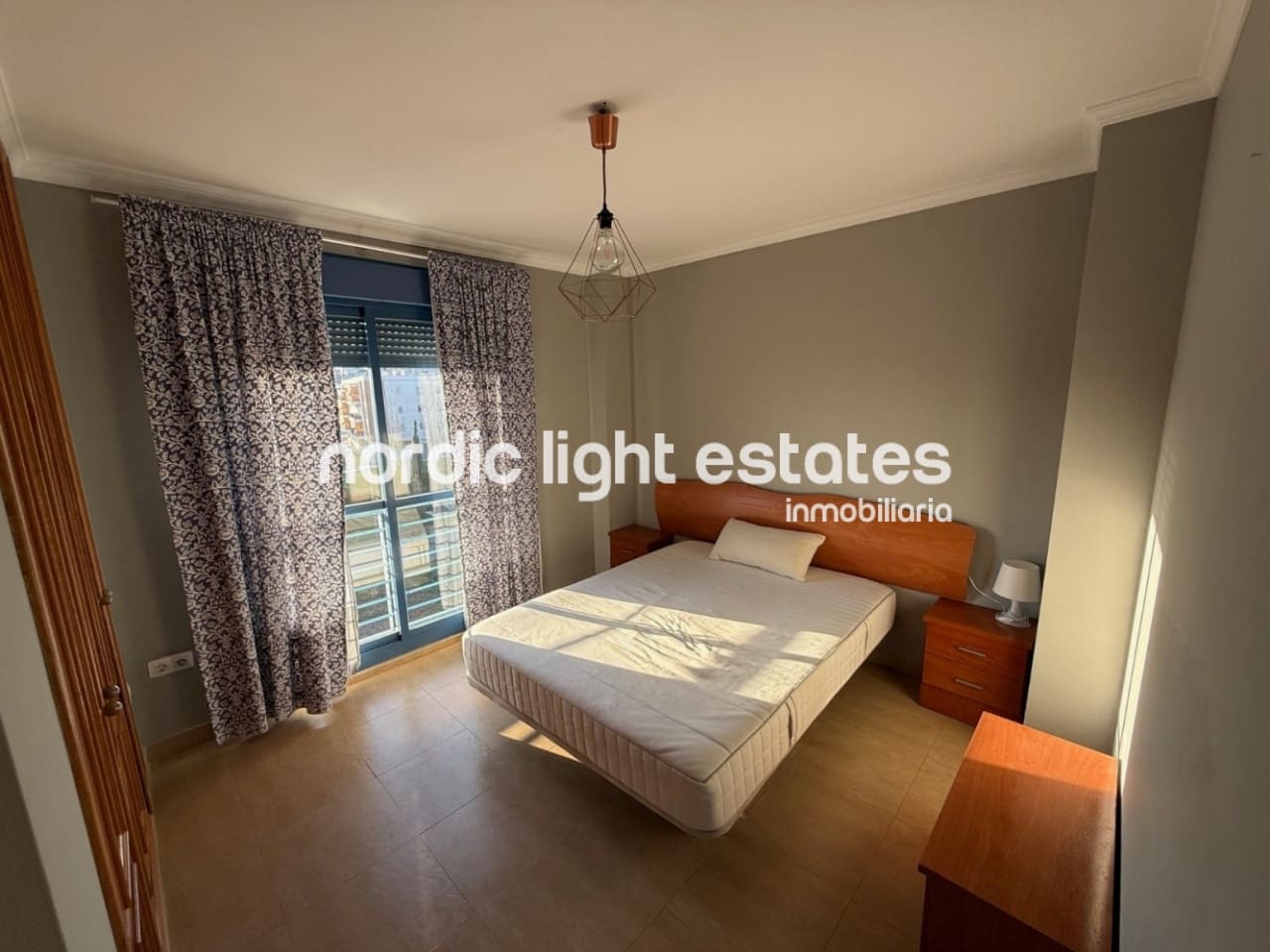 2 soveværelse Lejlighed til salg i Torre del Mar med garage - € 275.000 (Ref: 9532564)