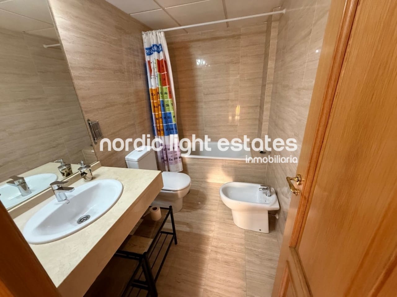 2 soveværelse Lejlighed til salg i Torre del Mar med garage - € 275.000 (Ref: 9532564)