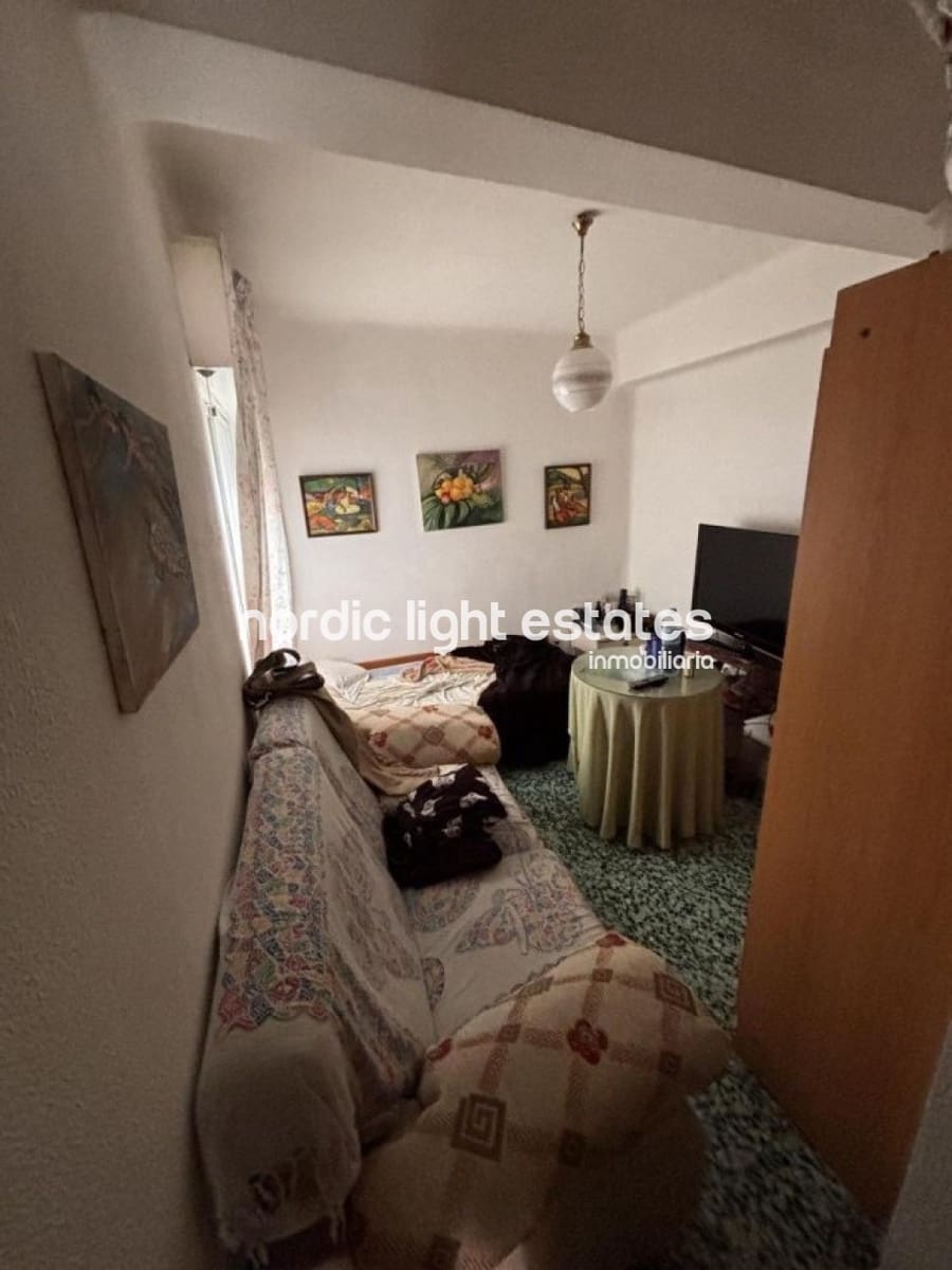 Piso de 3 habitaciones en Málaga ciudad en venta - 350.000 € (Ref: 9539005)