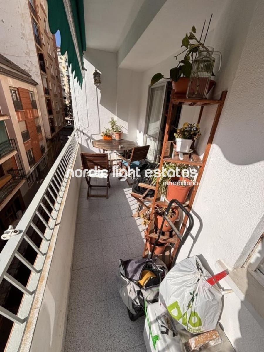 Piso de 3 habitaciones en Málaga ciudad en venta - 350.000 € (Ref: 9539005)