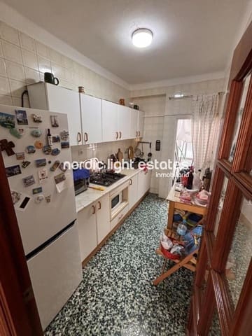 Piso de 3 habitaciones en Centro, Málaga ciudad en venta - 350.000 € (Ref: 9539005)