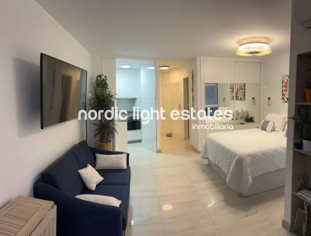 Studio til salg i Torrox-Costa med swimmingpool - € 197.000 (Ref: 9549787)