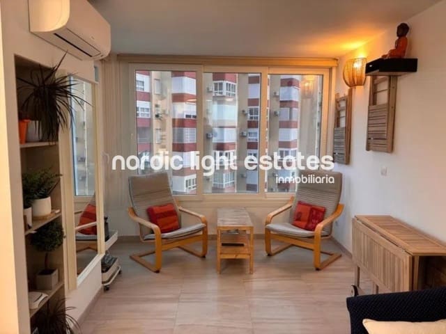 Studio til salg i Torrox-Costa, Torrox med swimmingpool - € 197.000 (Ref: 9549787)