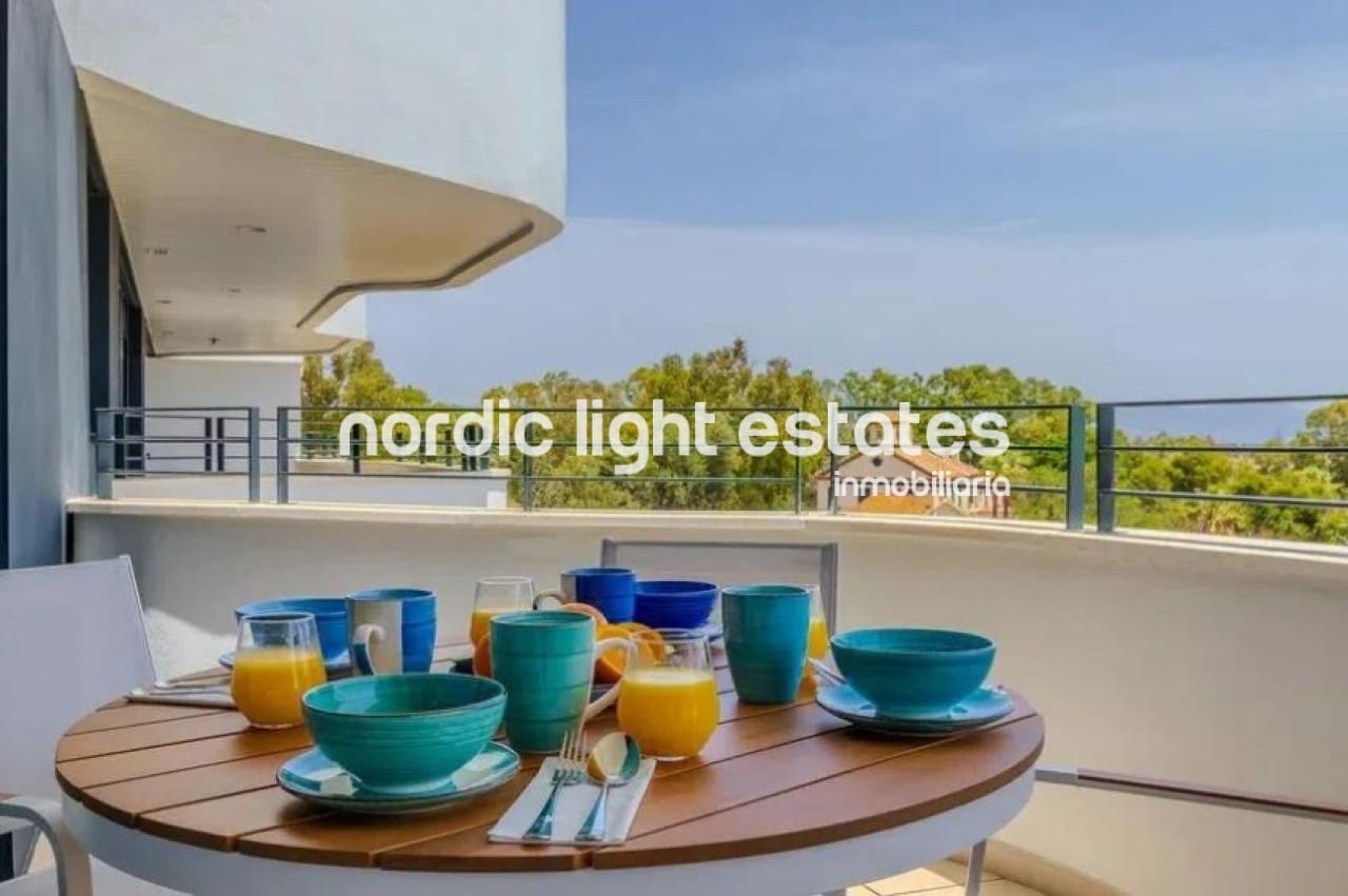 1 soveværelse Lejlighed til salg i Torremolinos med swimmingpool garage - € 595.000 (Ref: 9563833)