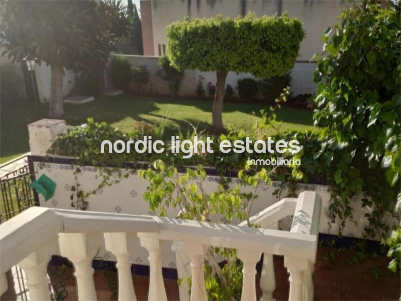 4 bedroom Semi-detached Villa for sale in Torremolinos with pool garage - € 690,000 (Ref: 9572011)