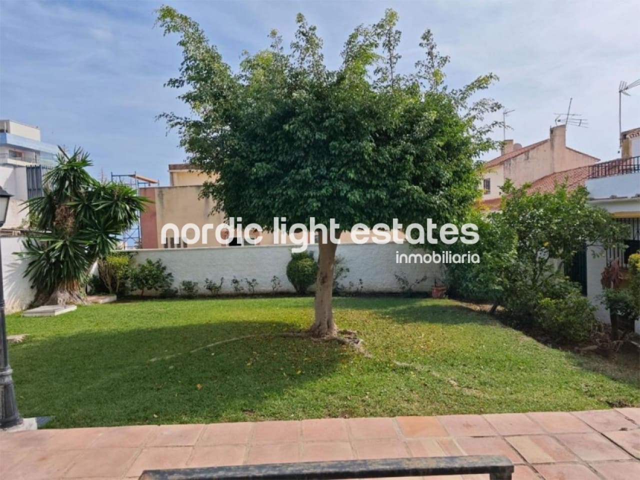 4 bedroom Semi-detached Villa for sale in Torremolinos with pool garage - € 690,000 (Ref: 9572011)