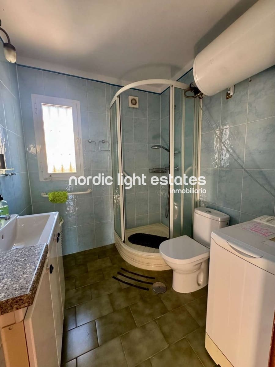 2 bedroom Semi-detached Villa for sale in Nerja with pool - € 345,000 (Ref: 9584529)