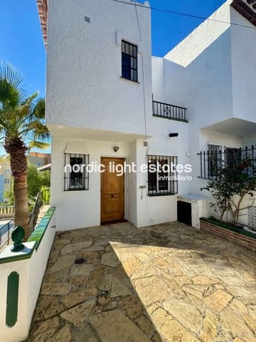 2 bedroom Semi-detached Villa for sale in Burriana, Nerja with pool - € 345,000 (Ref: 9584529)