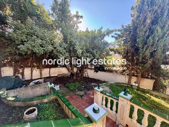 2 bedroom Semi-detached Villa for sale in Burriana, Nerja with pool - € 345,000 (Ref: 9584529)