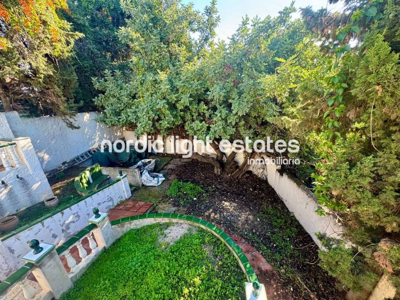 2 bedroom Semi-detached Villa for sale in Nerja with pool - € 345,000 (Ref: 9584529)