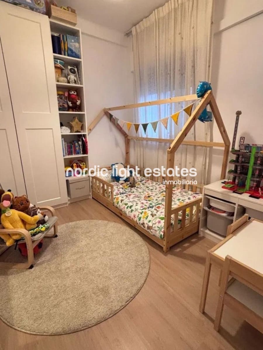 3 soveværelse Lejlighed til salg i Malaga by - € 286.000 (Ref: 9588212)