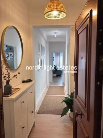 3 soveværelse Lejlighed til salg i Málaga by - € 286.000 (Ref: 9588212)