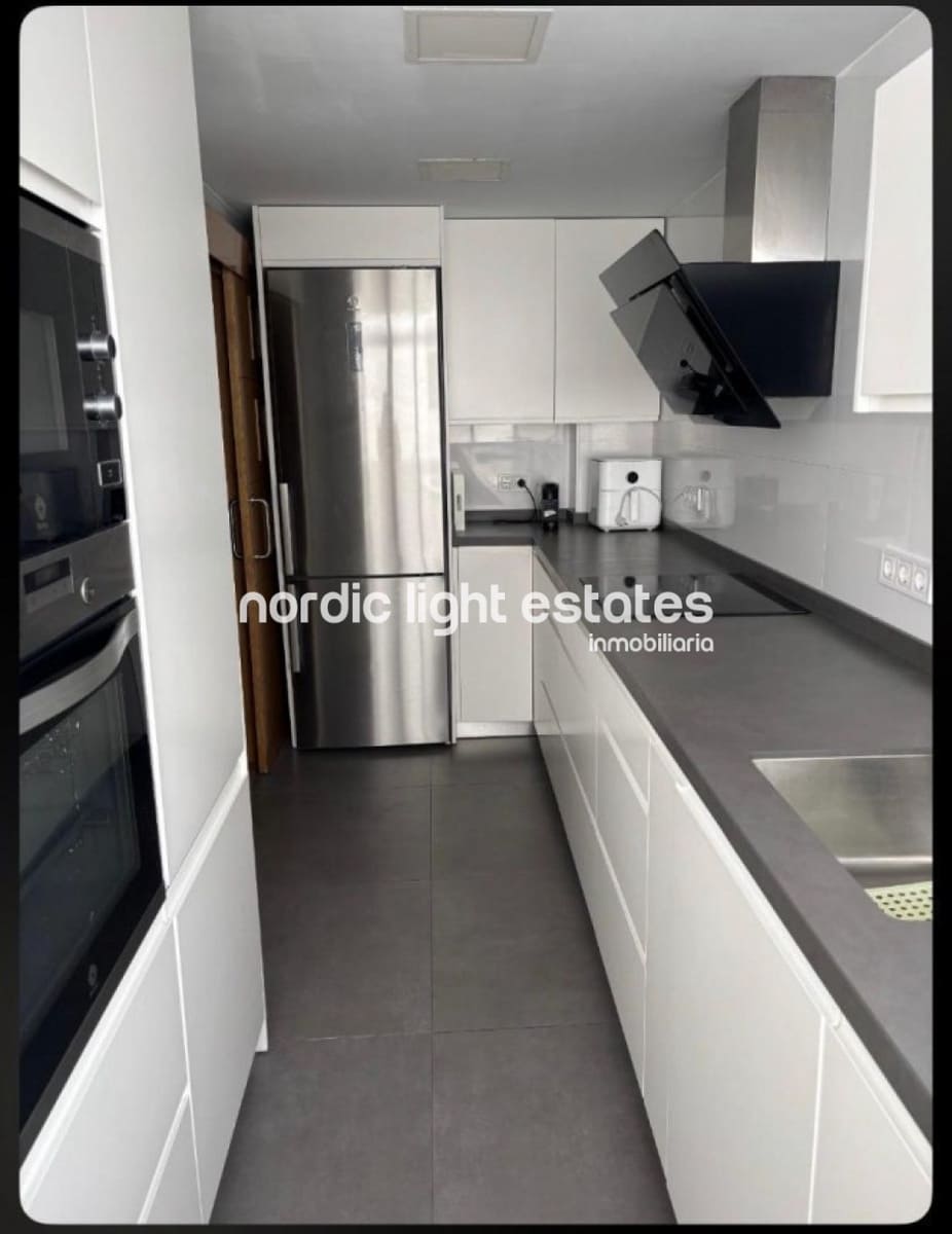 3 bedroom Flat for sale in Torremolinos with pool garage - € 360,000 (Ref: 9588384)