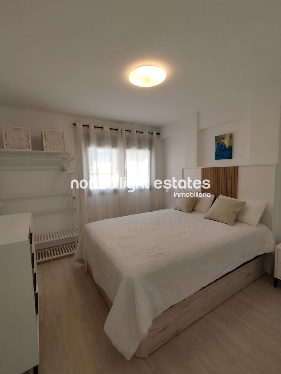 2 bedroom Apartment for rent in Nerja - € 1,300 (Ref: 9614139)