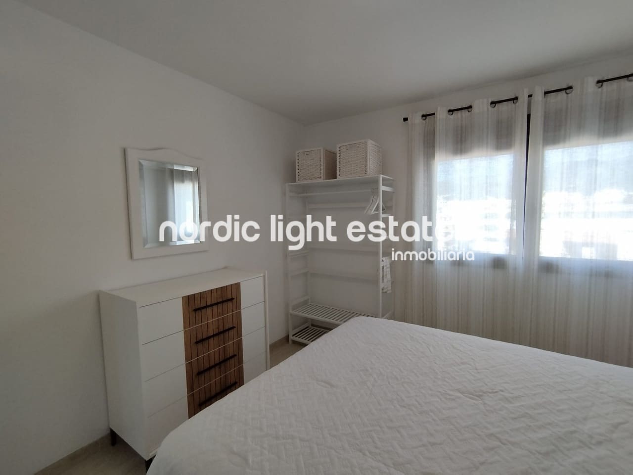 2 bedroom Apartment for rent in Nerja - € 1,300 (Ref: 9614139)