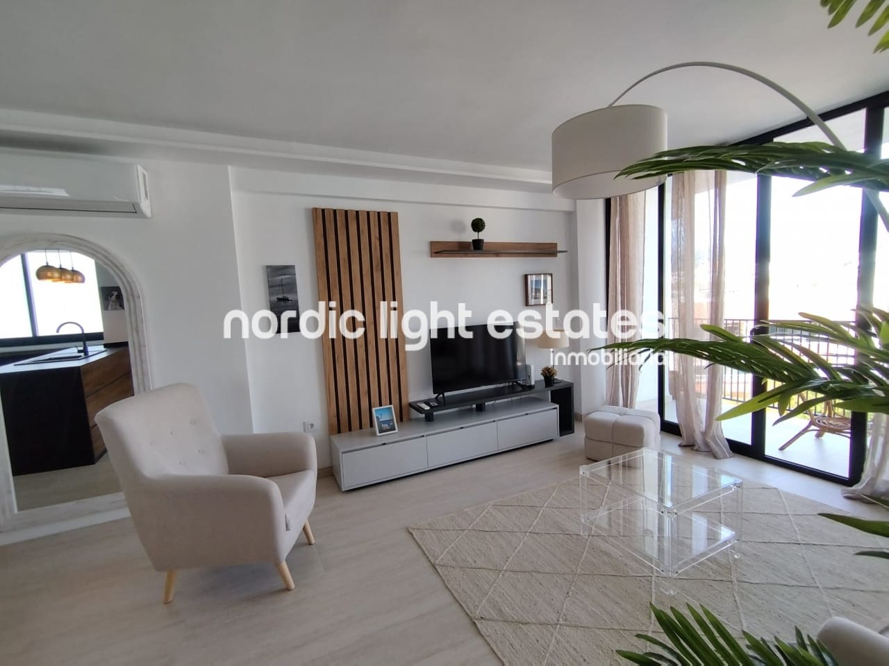 2 bedroom Apartment for rent in Nerja - € 1,300 (Ref: 9614139)