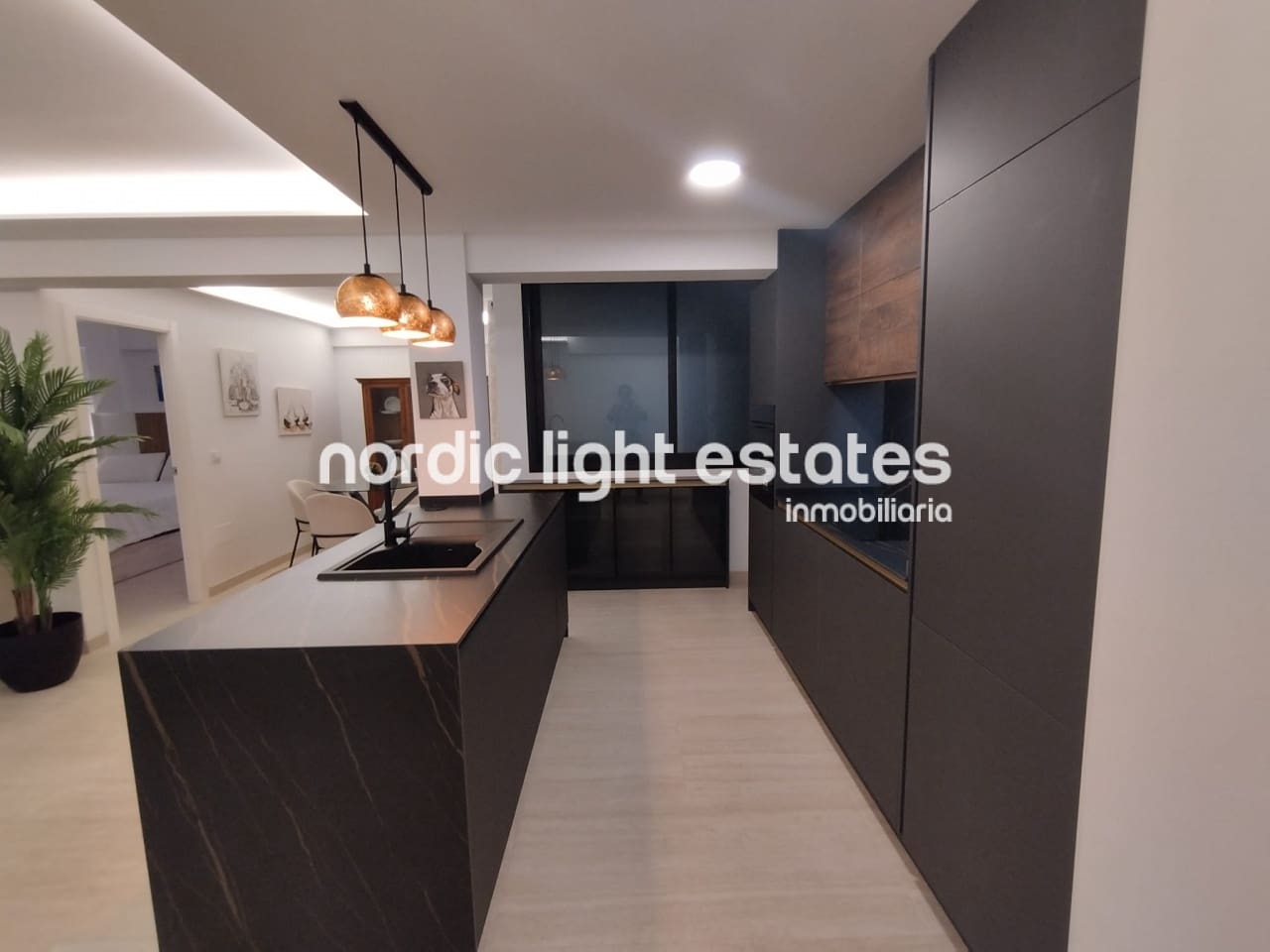 2 bedroom Apartment for rent in Nerja - € 1,300 (Ref: 9614139)