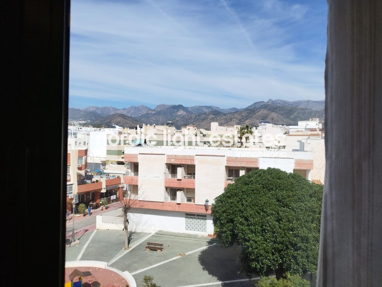 2 bedroom Apartment for rent in Nerja - € 1,300 (Ref: 9614139)
