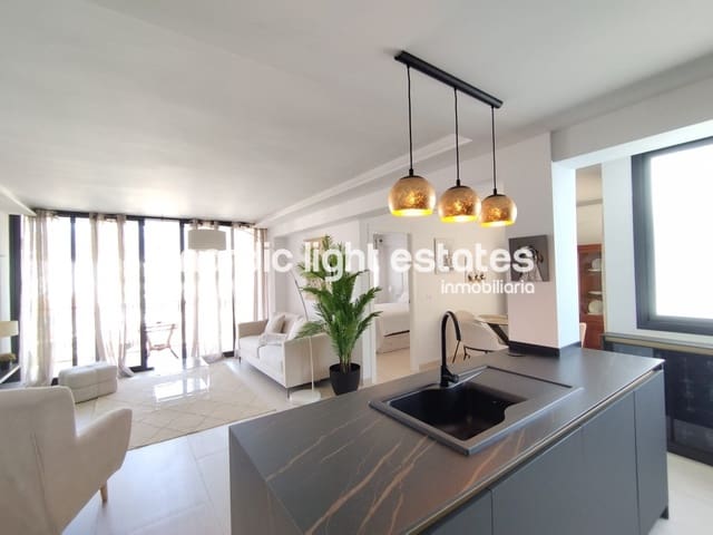 Apartamento de 2 habitaciones en Nerja en alquiler - 1.300 € (Ref: 9614139)