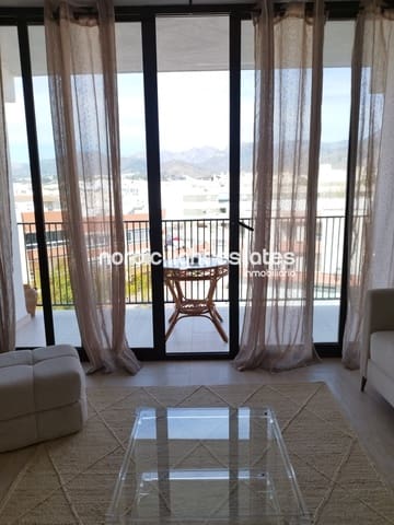 Apartamento de 2 habitaciones en Nerja en alquiler - 1.300 € (Ref: 9614139)