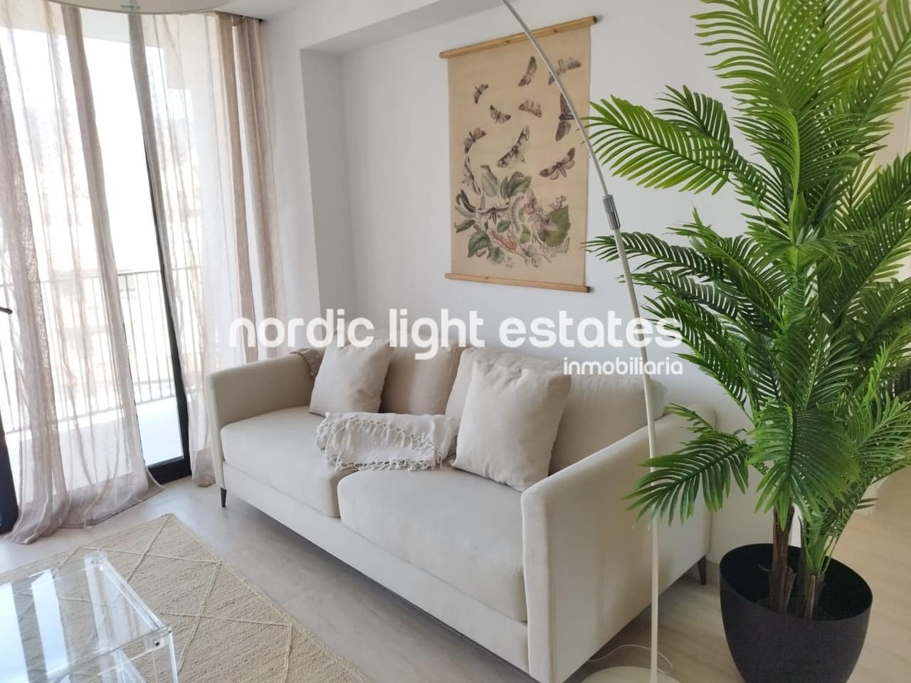 2 bedroom Apartment for rent in Nerja - € 1,300 (Ref: 9614139)