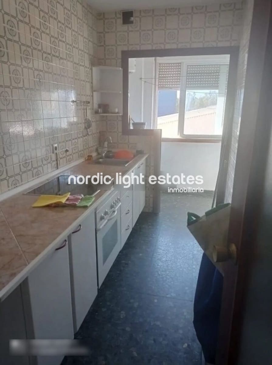 2 Zimmer Apartment zu verkaufen in Malaga Stadt mit Pool - 235.000 € (Ref: 9640667)