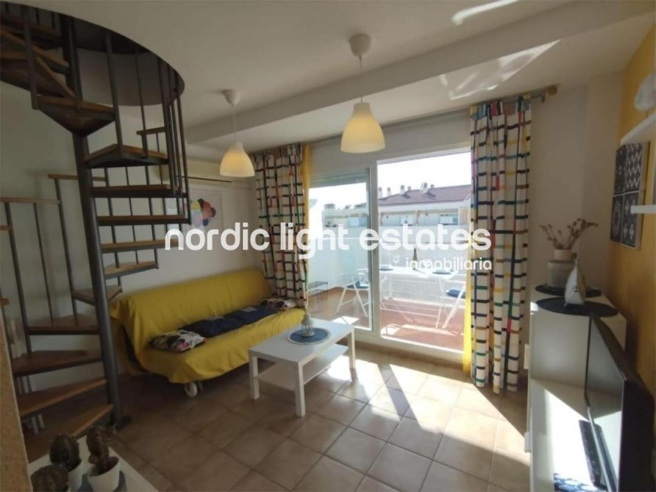 Ático de 1 habitación en Torrox-Costa en venta con piscina garaje - 240.000 € (Ref: 9642174)