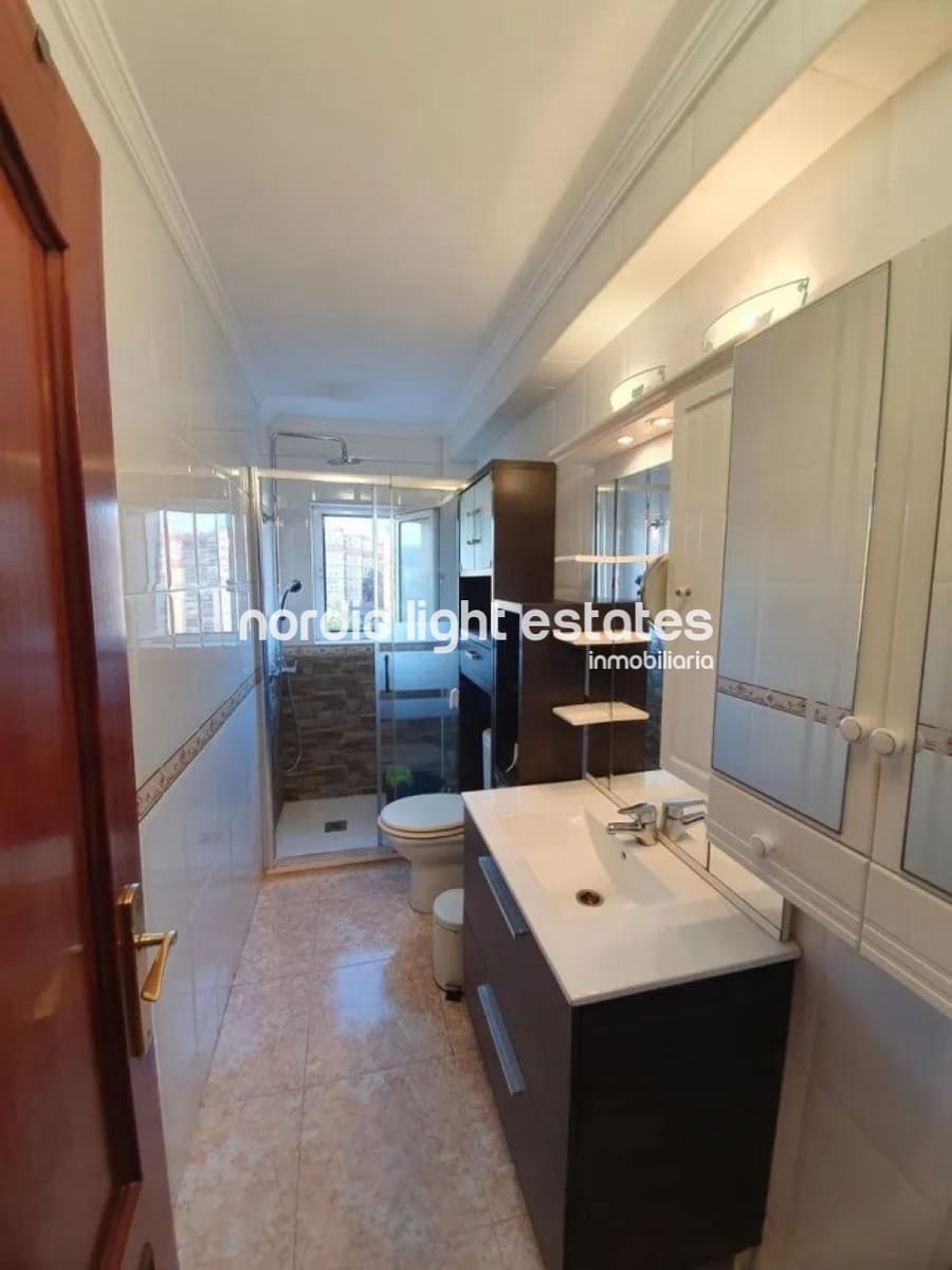 3 soveværelse Lejlighed til salg i Malaga by - € 285.000 (Ref: 9642175)