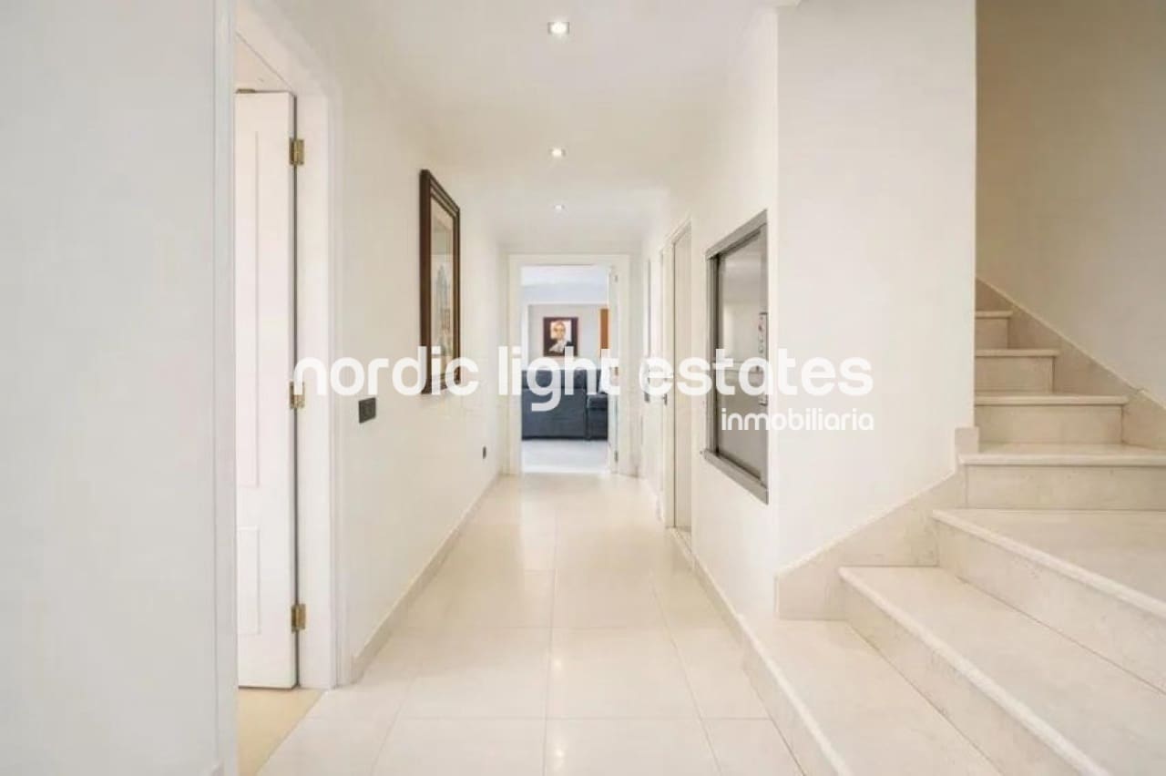 4 chambre Villa/Maison à vendre à Malaga ville avec garage - 2 500 000 € (Ref: 9645661)