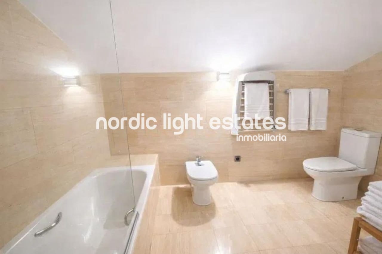 4 chambre Villa/Maison à vendre à Malaga ville avec garage - 2 500 000 € (Ref: 9645661)