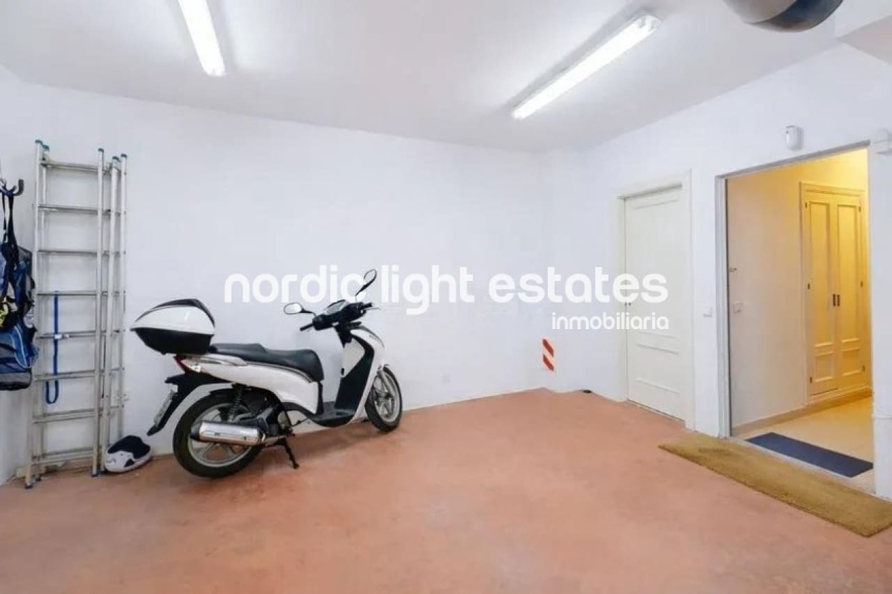 4 chambre Villa/Maison à vendre à Malaga ville avec garage - 2 500 000 € (Ref: 9645661)