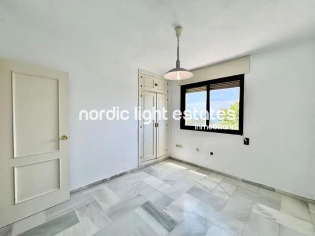 3 quarto Apartamento para venda em Torremolinos com piscina garagem - 950 000 € (Ref: 9645879)