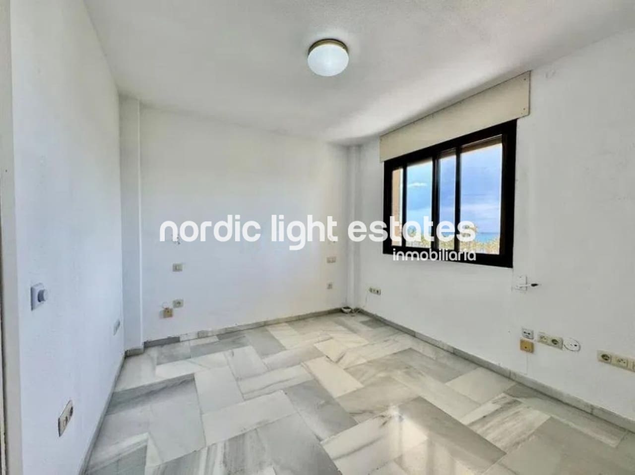 3 quarto Apartamento para venda em Torremolinos com piscina garagem - 950 000 € (Ref: 9645879)