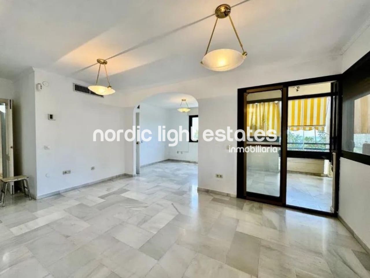 3 quarto Apartamento para venda em Torremolinos com piscina garagem - 950 000 € (Ref: 9645879)