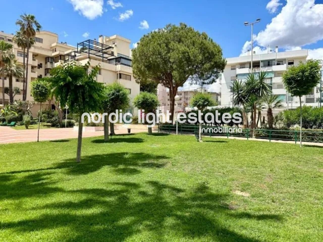 3 quarto Apartamento para venda em Torremolinos com piscina garagem - 950 000 € (Ref: 9645879)