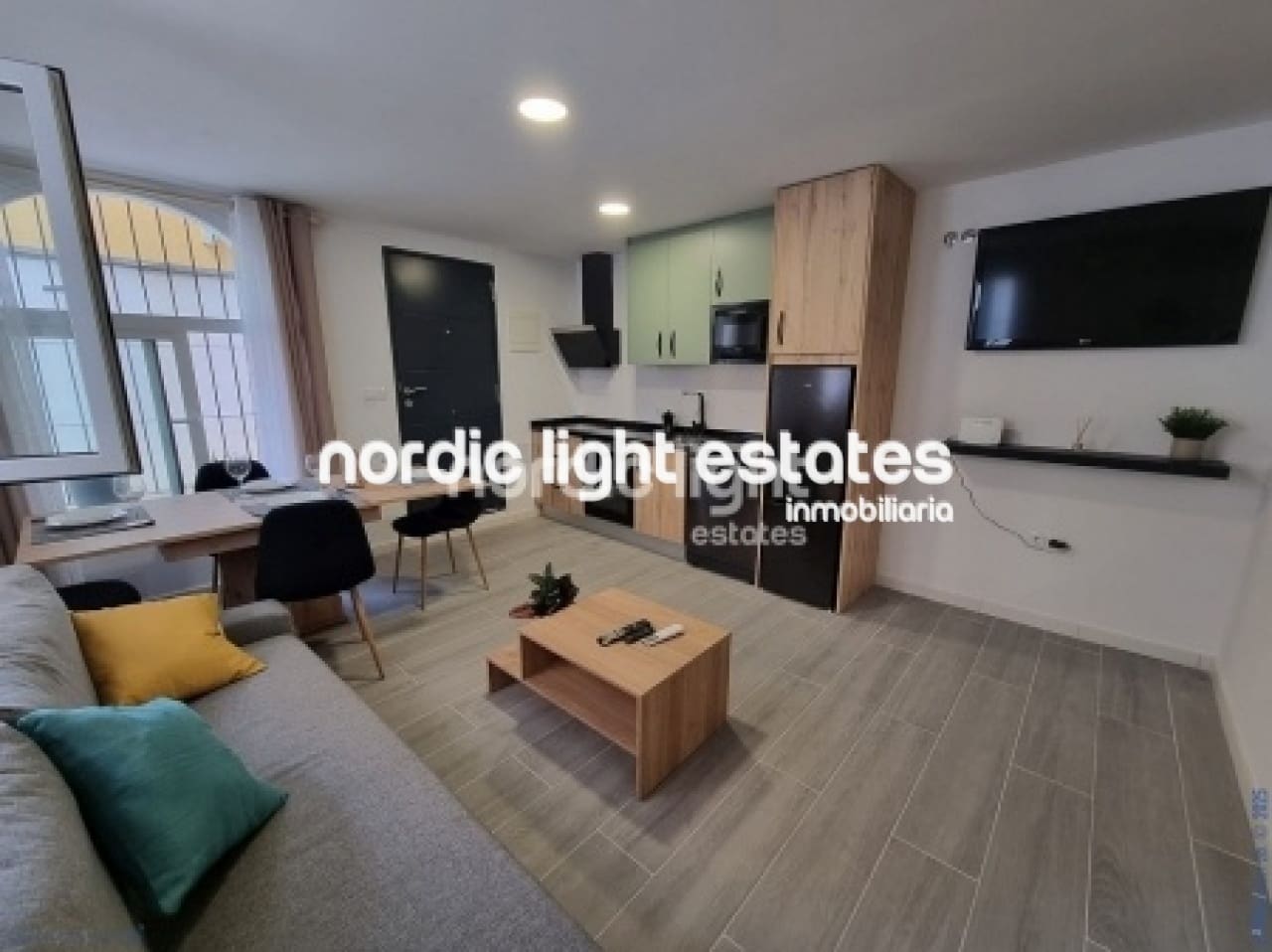 Estudio de 1 habitación en Torrox-Costa en venta - 179.000 € (Ref: 9652463)