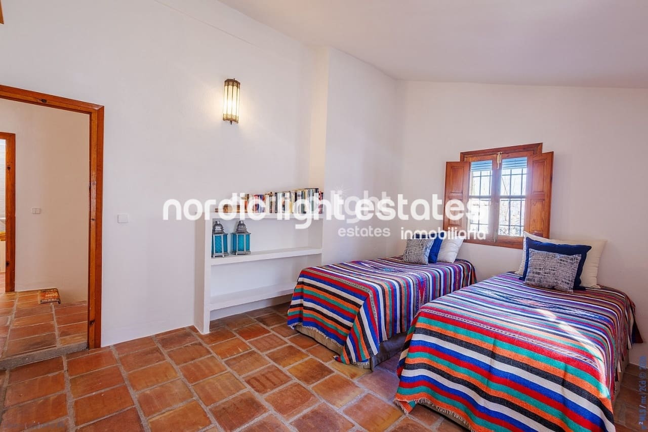 3 sovrum Semi-fristående Villa till salu i Comares - 350 000 € (Ref: 9669067)