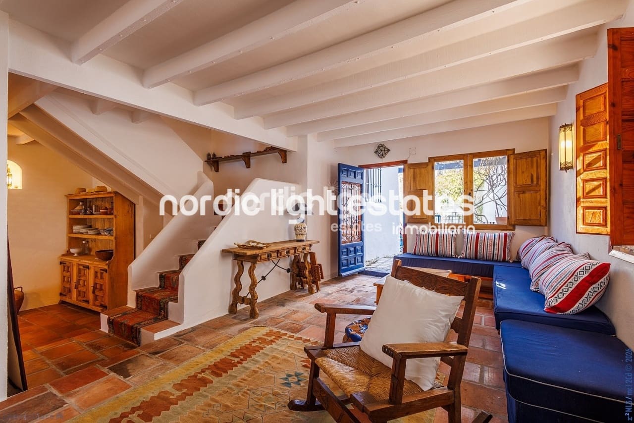 3 sovrum Semi-fristående Villa till salu i Comares - 350 000 € (Ref: 9669067)