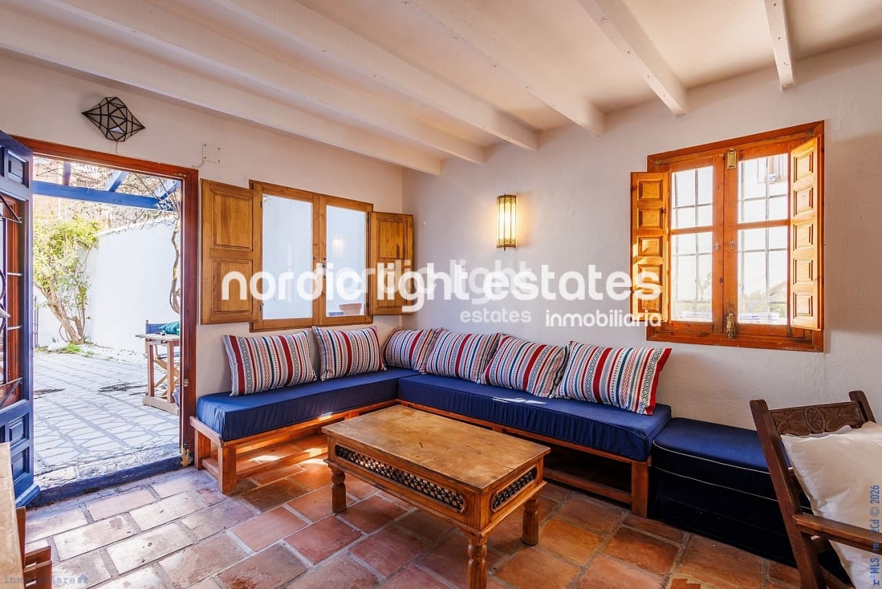 3 sovrum Semi-fristående Villa till salu i Comares - 350 000 € (Ref: 9669067)