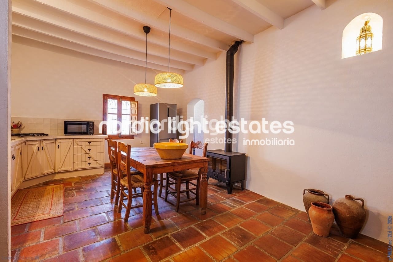 3 sovrum Semi-fristående Villa till salu i Comares - 350 000 € (Ref: 9669067)