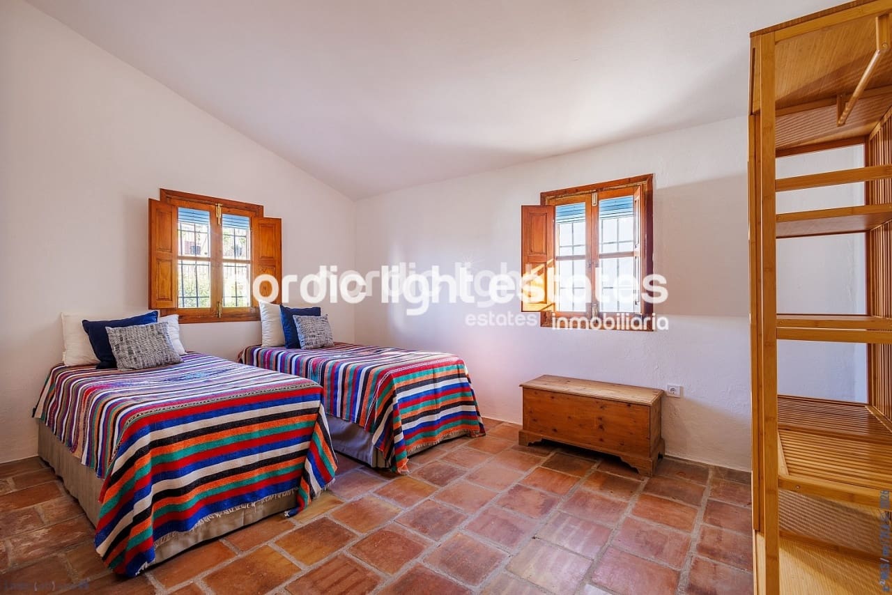 3 sovrum Semi-fristående Villa till salu i Comares - 350 000 € (Ref: 9669067)