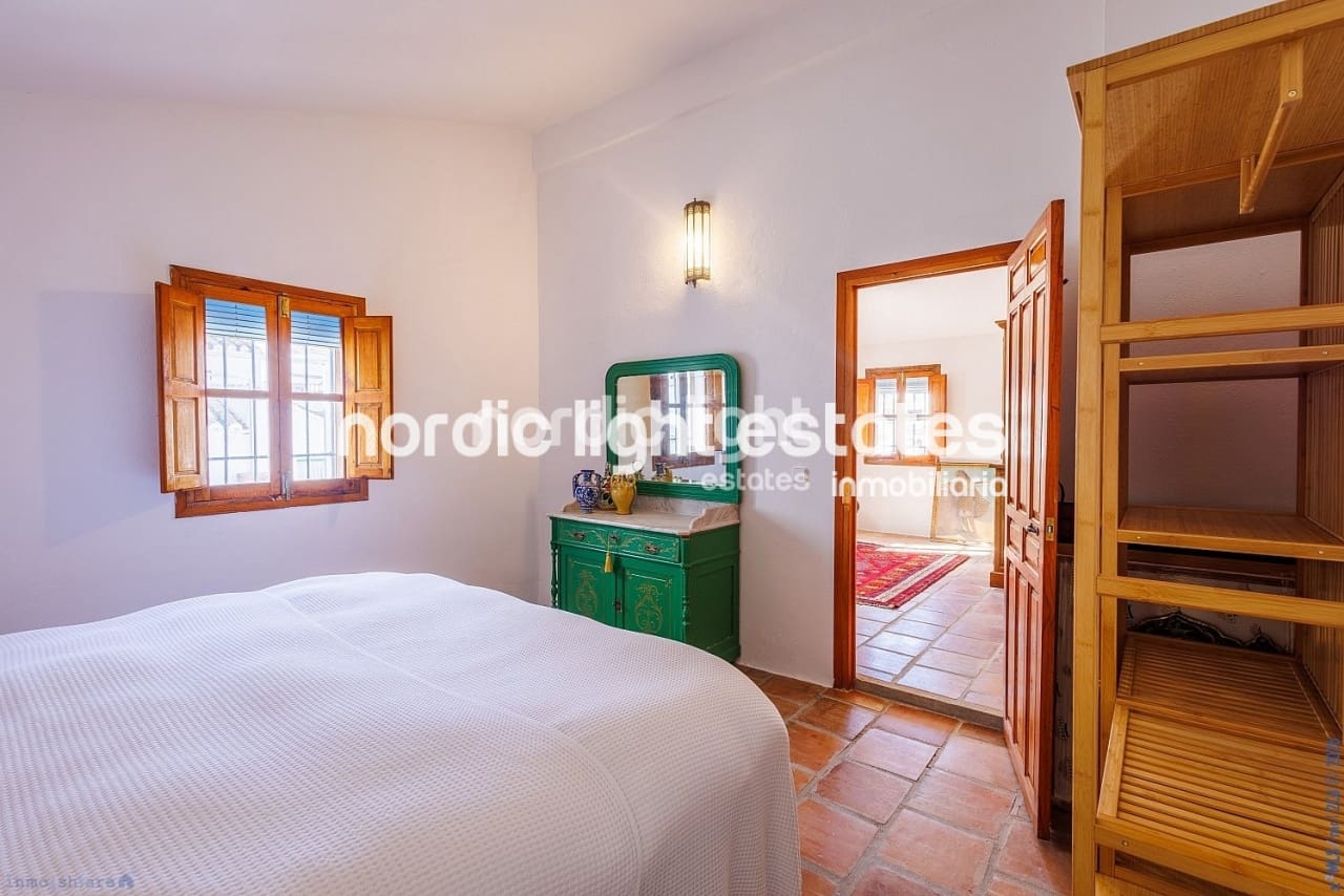 3 sovrum Semi-fristående Villa till salu i Comares - 350 000 € (Ref: 9669067)