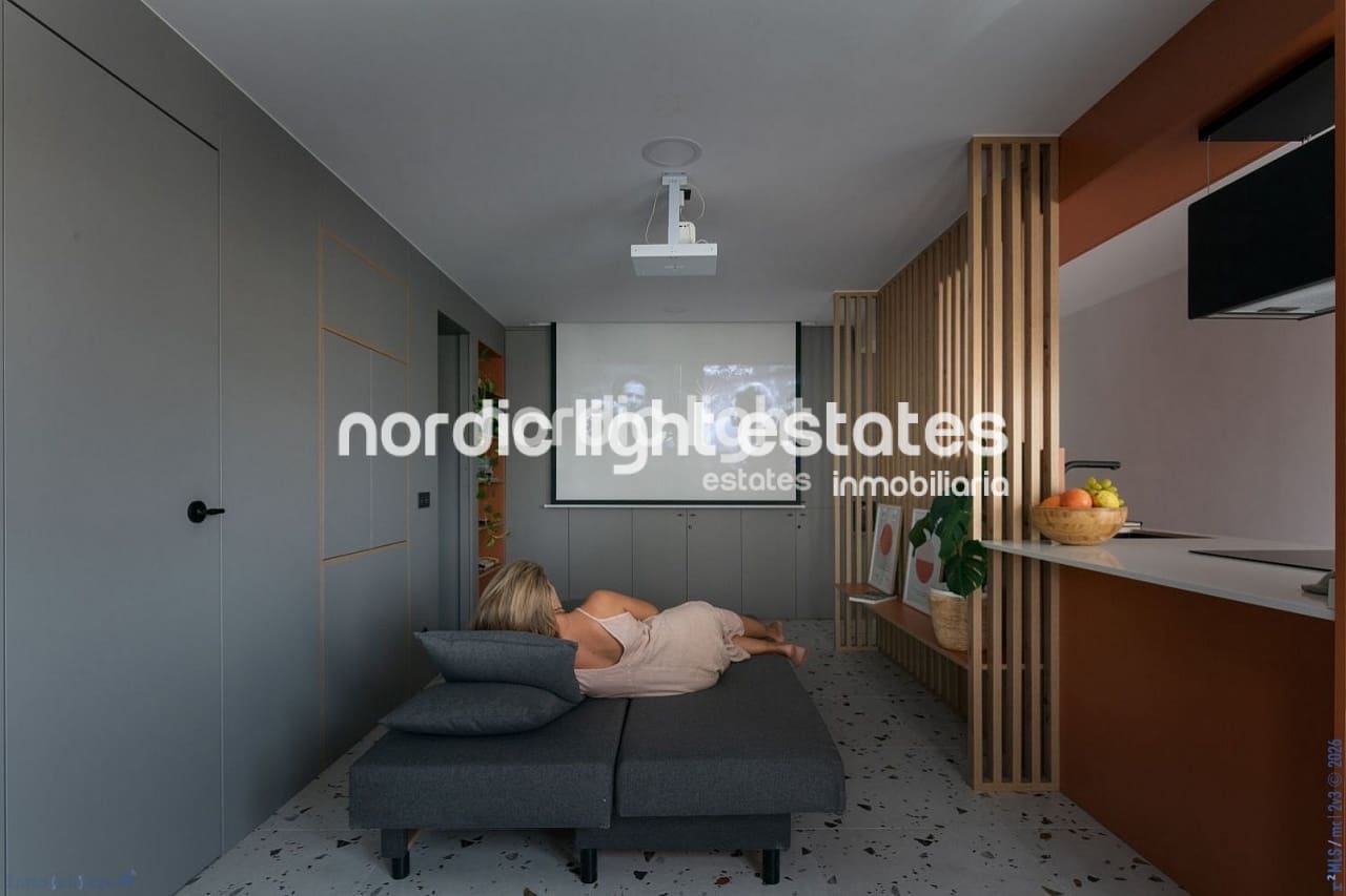 Apartamento de 2 habitaciones en Torre del Mar en venta - 275.000 € (Ref: 9669068)